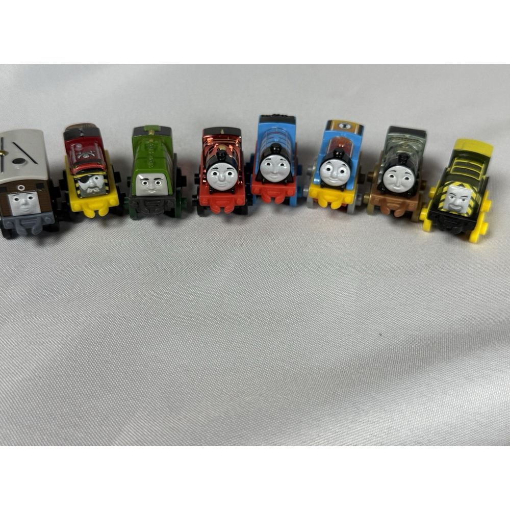 Lot Of 8 Thomas The Tank Engine Train Minis Miniature